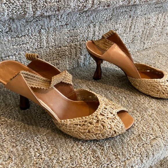 Donna Karan Collection Sandals - Picture 2 of 7